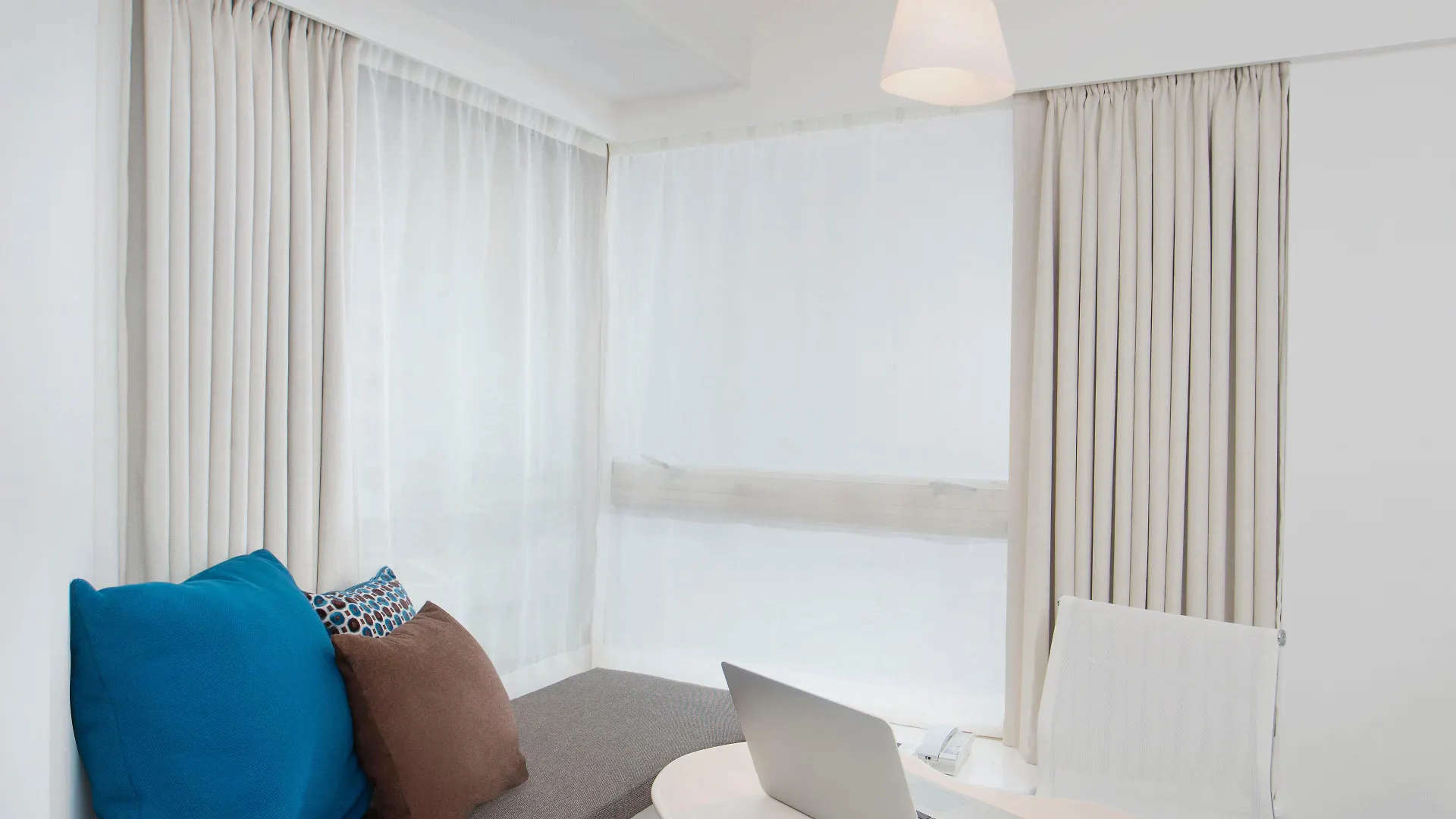 Hotel Ozo Wesley Hong Kong